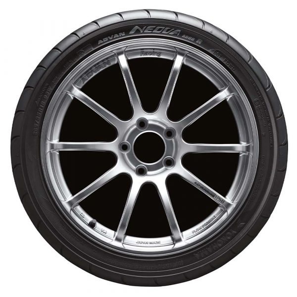 275/30R19  YOKOHAMA ADVAN NEOVA AD08 R (SEMI-SLICK) . W-92/  JAPON
